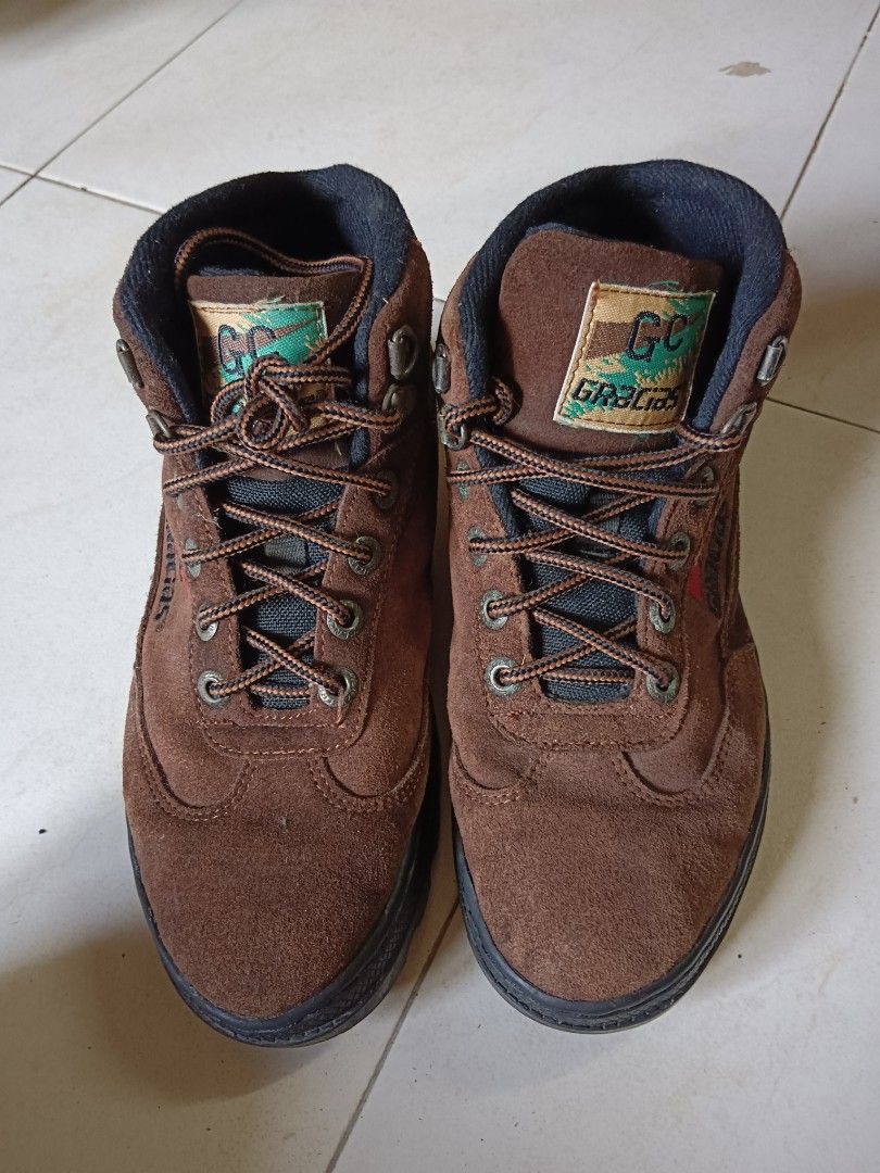 kasut hiking sport direct