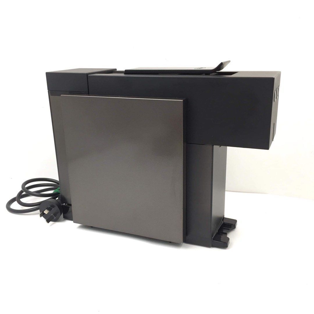 K-FEE EXPRESSI Multi Beverage Capsule Machine (Category: Coffee Machines & Makers) located in Pasay City. Submitted by meostore (Listing ID 1248139974, Image 1). Description: -Power Rating: 220-240V ~ 50/60Hz / Wattage: 1455 Watts -Easy and fast: only 3 buttons, quick heating in 15 seconds, auto-off function -Pleasure: for espresso, lungo, filter coffee, decaffeinated, cappuccino, tea and cocoa -Design: clear, geometric and architectural design. 