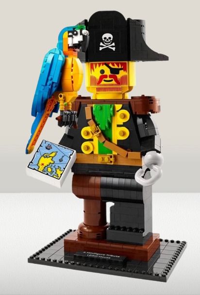 Lego 40504 A Minifigure Tribute and LEGO Creator Exotic Parrot 31136