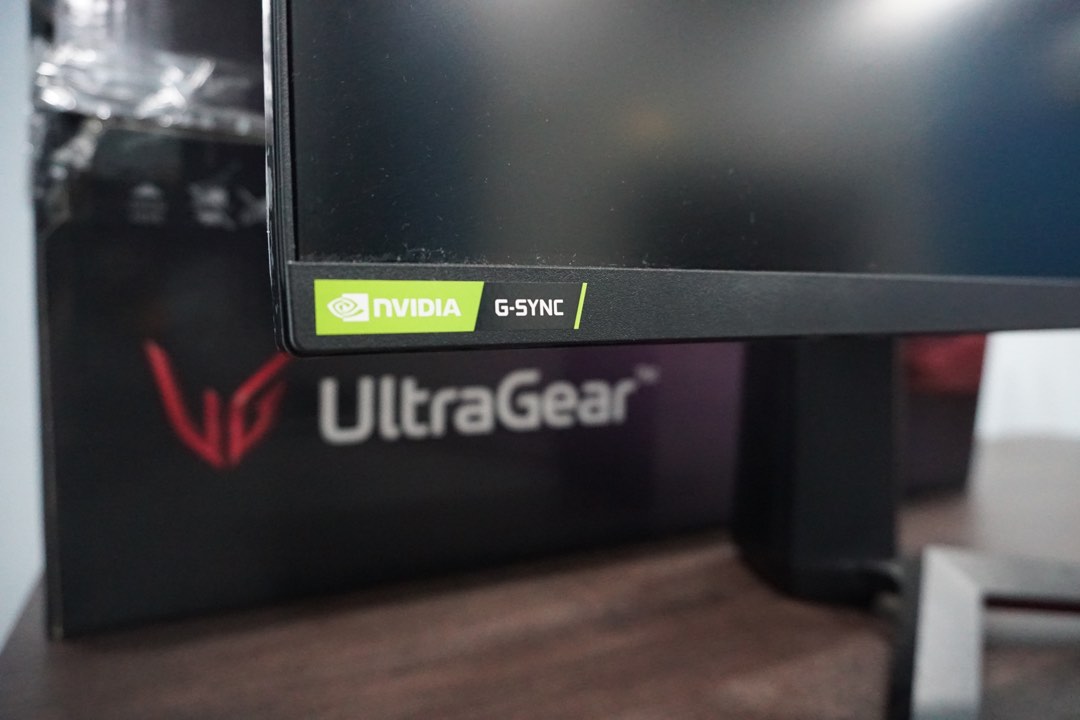LG 27GP850 Ultra Gear Gaming Monitor 27 2560X1440 QHD 1ms 180Hz NVIDIA  G-SYNC