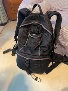 （分類：）位於 。 由 kittykittykong 提交（商品編號 1248209787，圖片 1）。簡介： 。