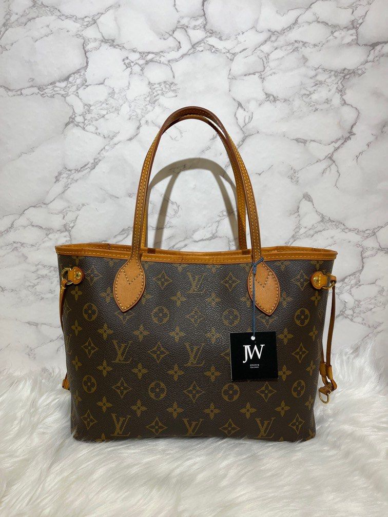 Louis Vuitton LV ESCALE NEVERFULL MM, Luxury, Bags & Wallets on Carousell