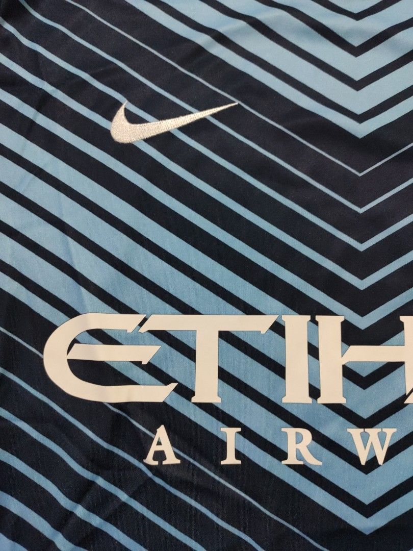 Nike authentic soccer jersey sales