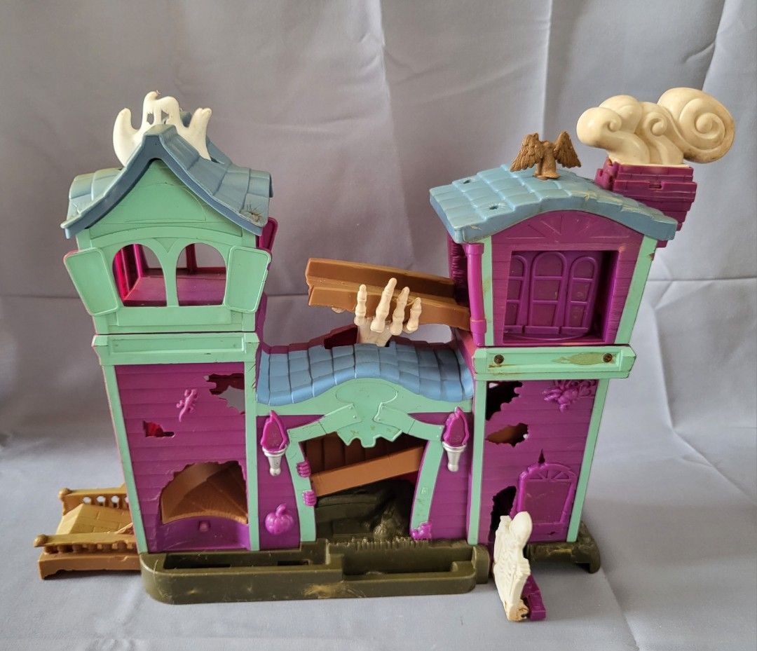 Matchbox haunted house adventure set online