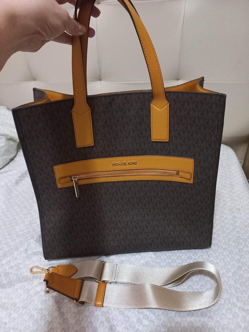 Michael Kors Kenly Large Tote Bag, Women's Fashion, Bags & Wallets, Tote  Bags on Carousell