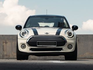 MINI Cooper 1.5 5-Door (A)