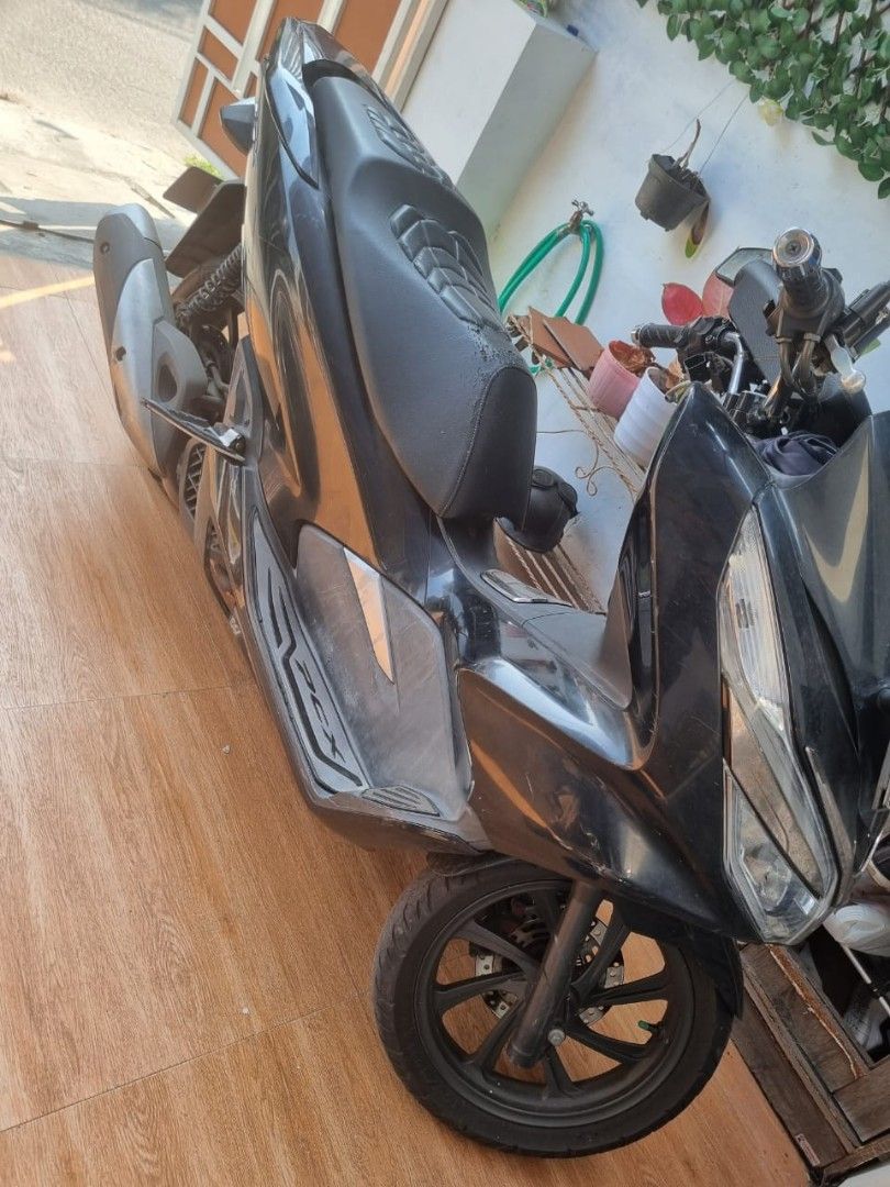 PCX 125