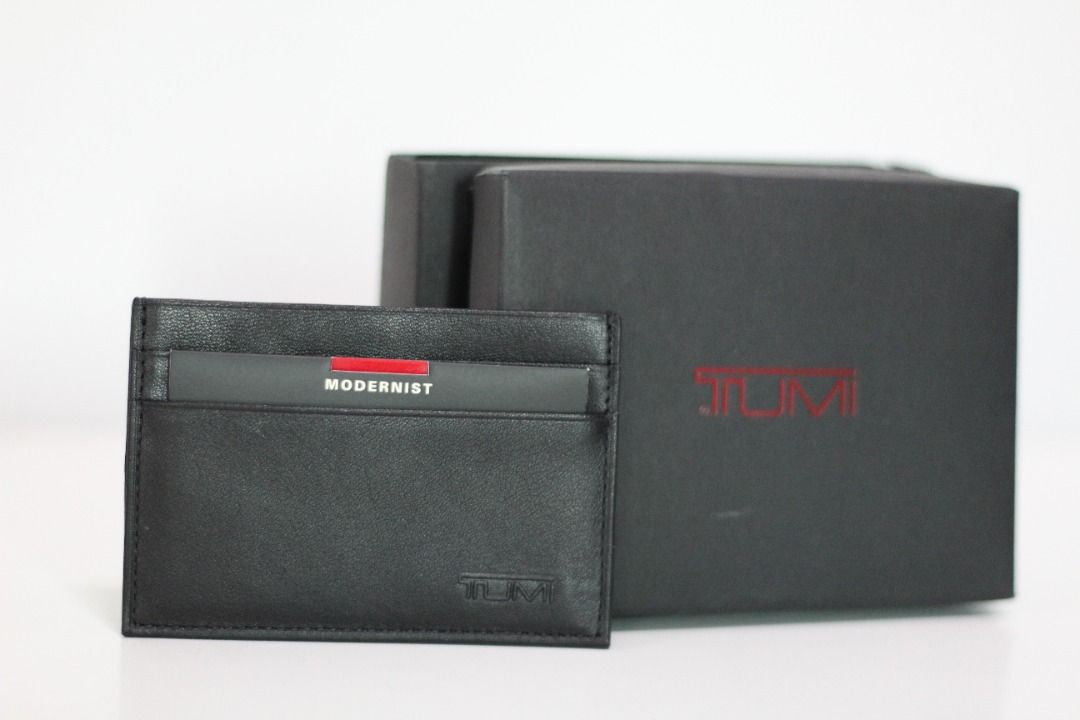 New in box Tumi 017051D Modernist Money Clip Card Case slim