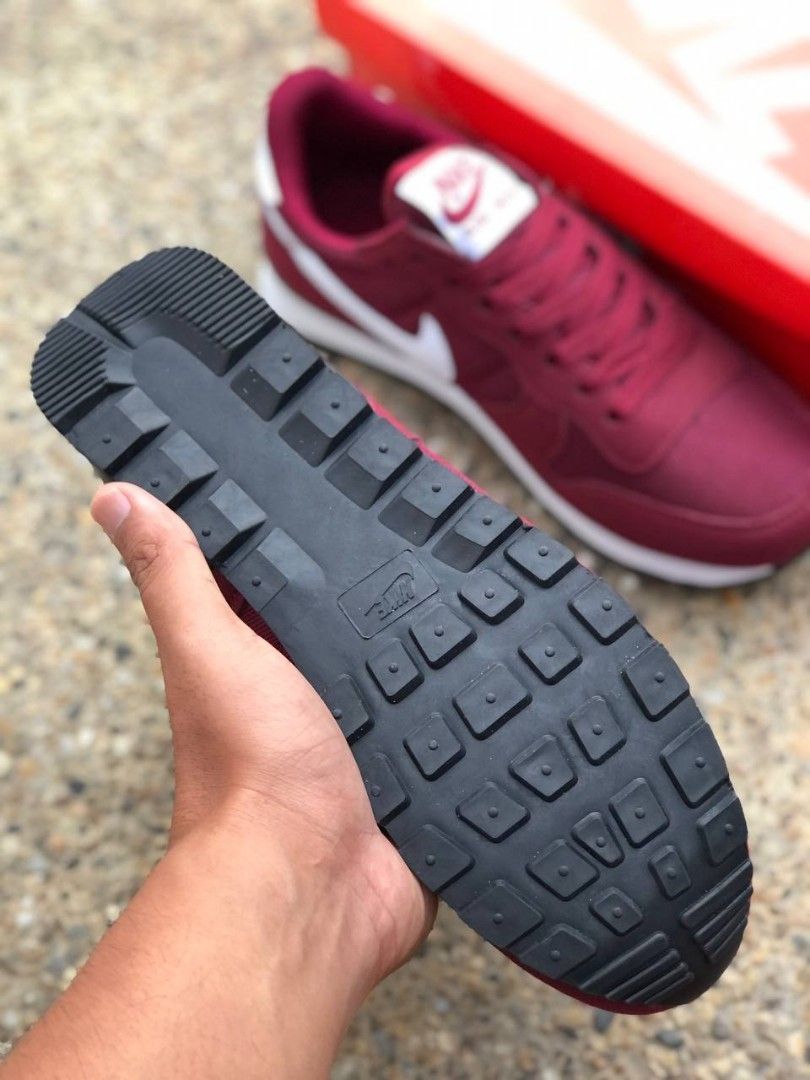 Nike internationalist Men s Fashion Footwear Sneakers on Carousell