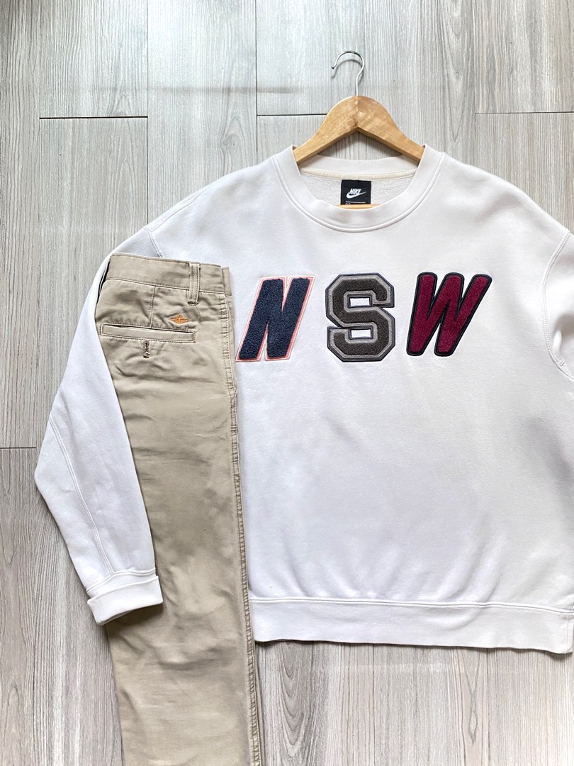 Nsw nike on sale sweatshirt