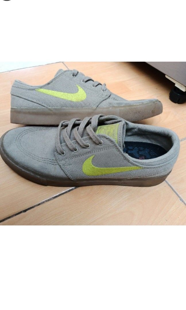 Nike Zoom sb stefan janoski, Fesyen Pria, Sepatu , Sneakers di Carousell