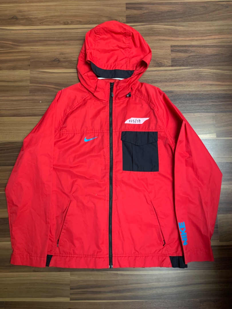 Nike windbreaker womens online red