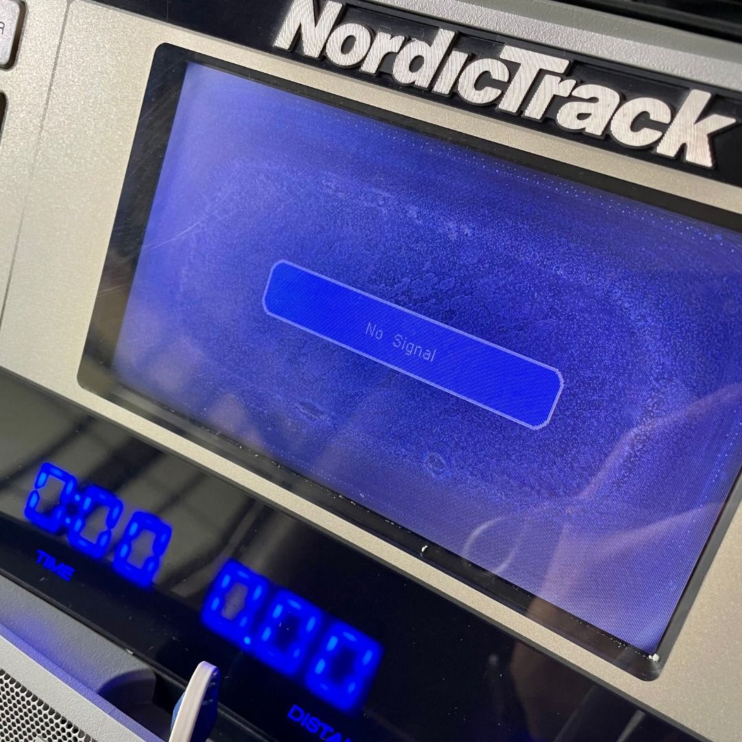 NordicTrack Elite 9500 PRO Treadmill, Sports Equipment, Exercise