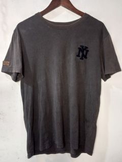 Bape Mithell & Ness New York Yankees Jersey, Men's Fashion, Tops & Sets,  Tshirts & Polo Shirts on Carousell