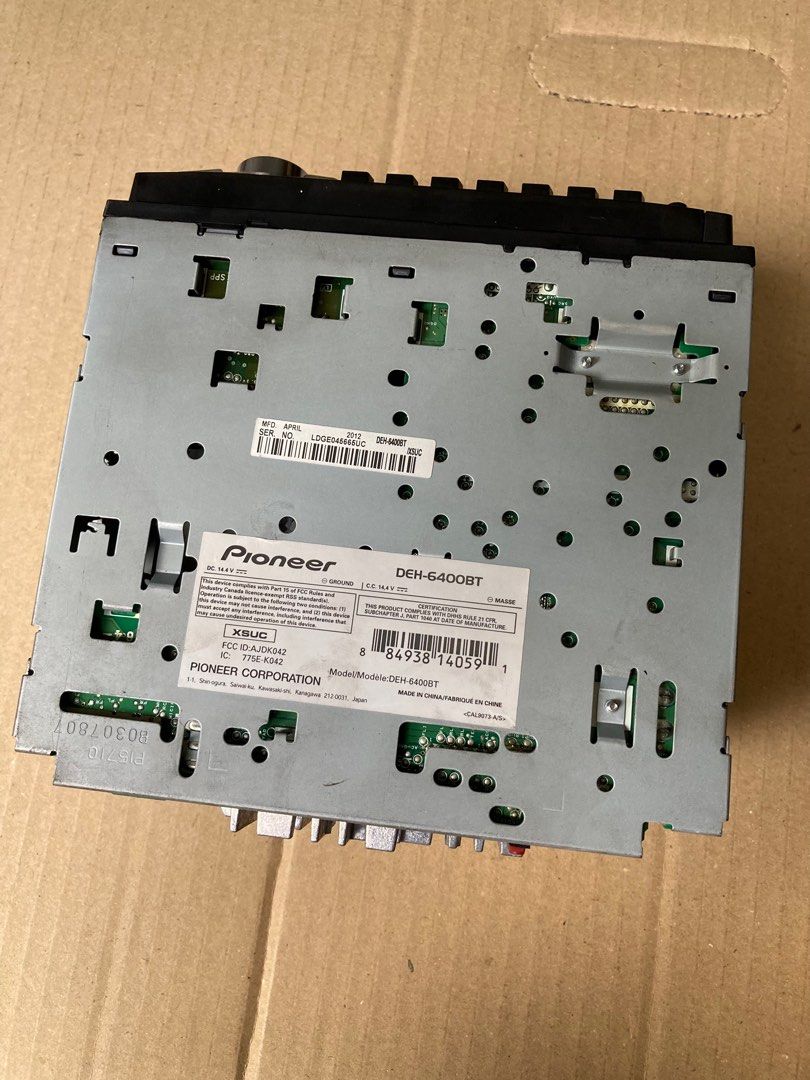 Pioneer DEH6400BT Car Stereo on Carousell