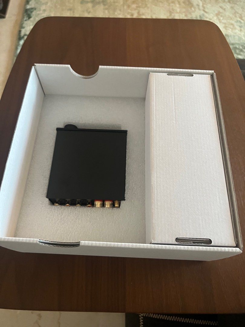 Project turntable Integrated Amplifier, Audio, Soundbars, Speakers