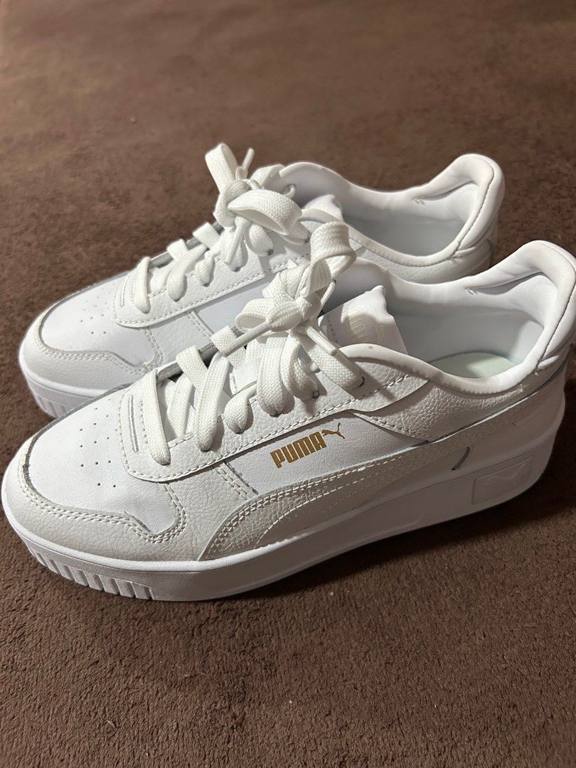 Puma low on sale top sneakers