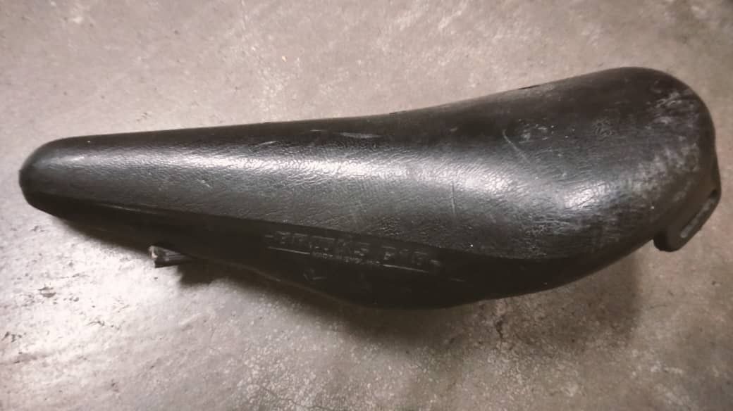 Vintage road bike seat clearance