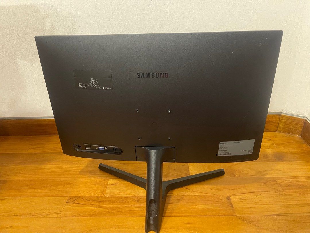 Samsung 24 inch LED computer monitor model S24R350FZE, Computers & Tech