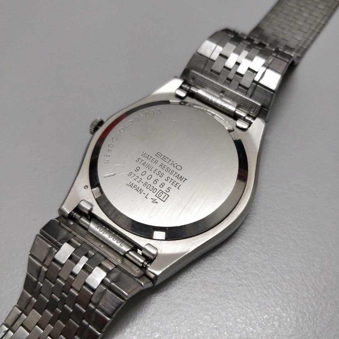 King quartz on sale stainless steel back
