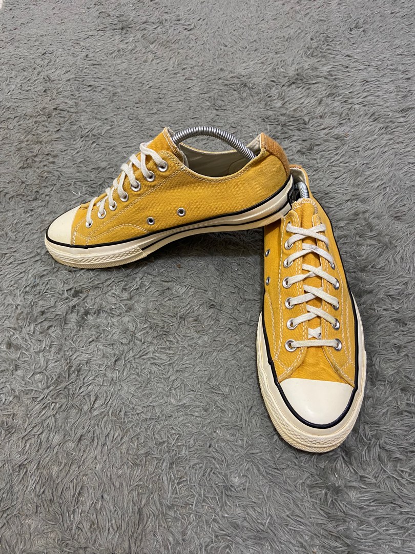 Converse chuck taylor kuning online