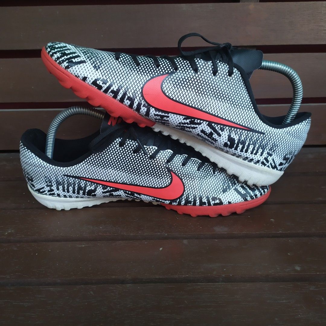 Sepatu Futsal Original Nike Neymar Mercurial VaporX 12 Academy TF, Olah  Raga, Perlengkapan Olahraga Lainnya di Carousell
