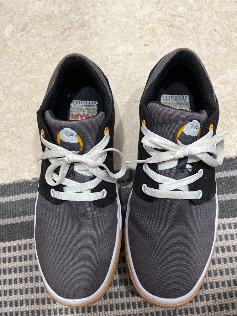 White canvas hotsell skechers