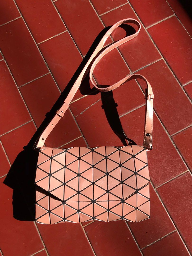 tas sling-bag Bao Bao Issey Miyake Pink Metallic Messenger Sling