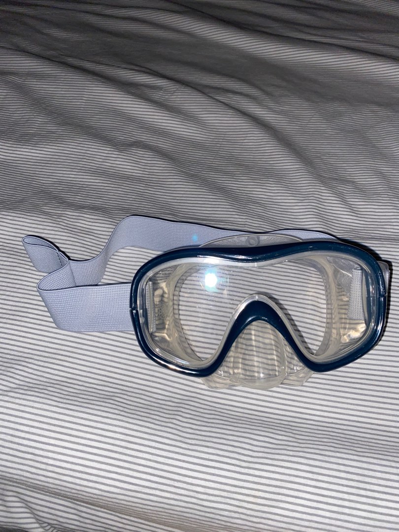 snorkeling goggles, Sports Equipment, Sports & Games, Water Sports on