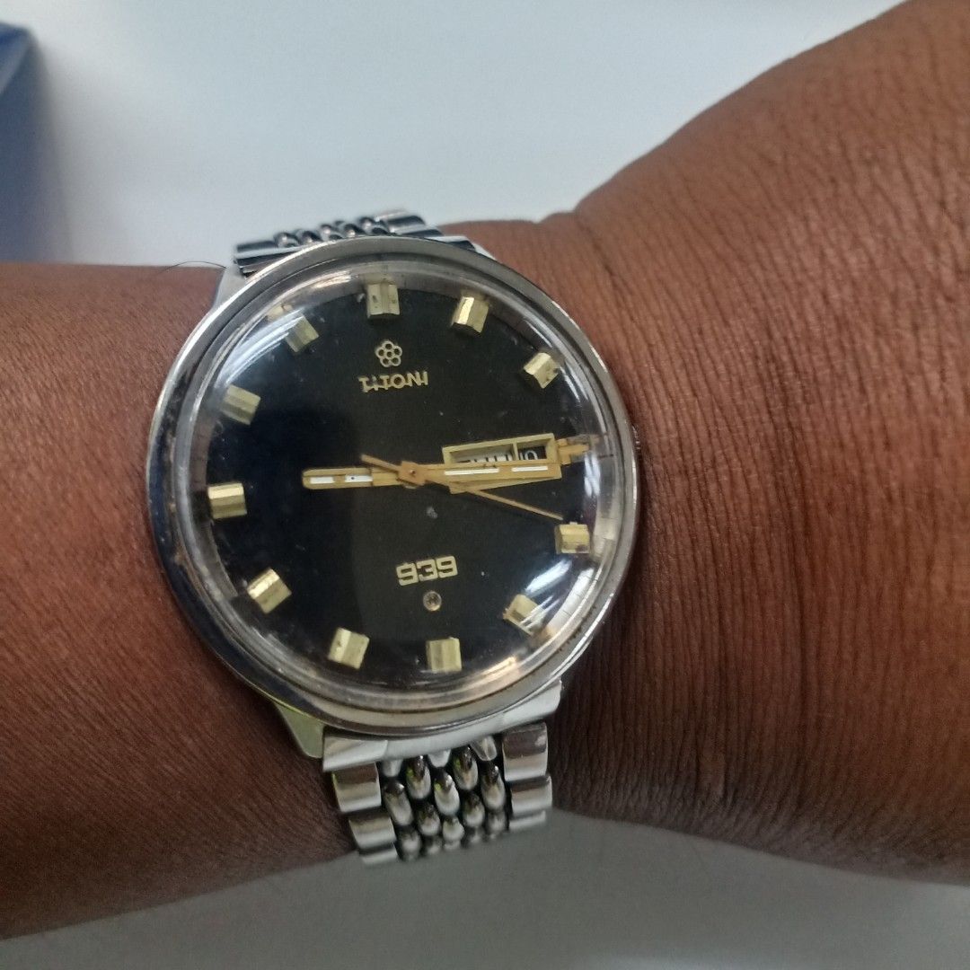 Titoni 939 top