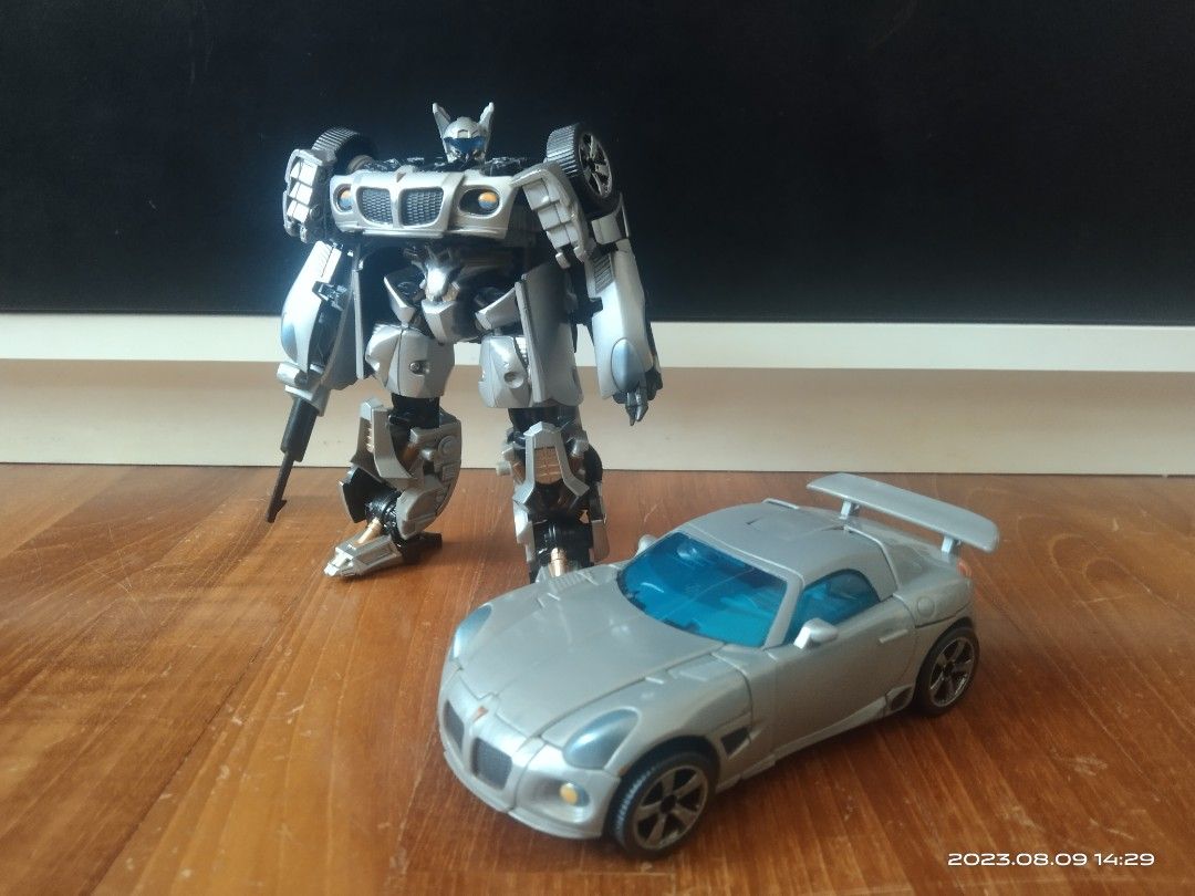 Transformers 2007 Deluxe Class Regular and Premium Jazz, Hobbies & Toys, Toys & Games on Carousell