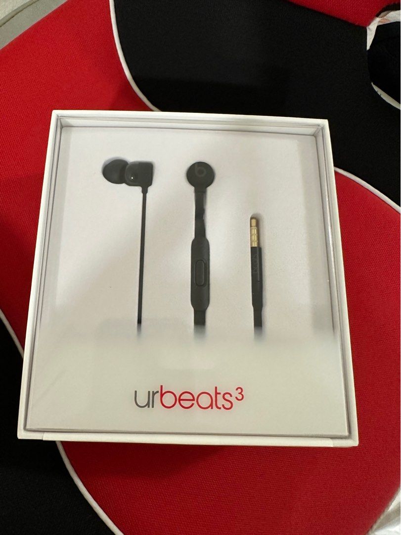 Authentic Urbeats3 wired earphones Audio Earphones on Carousell