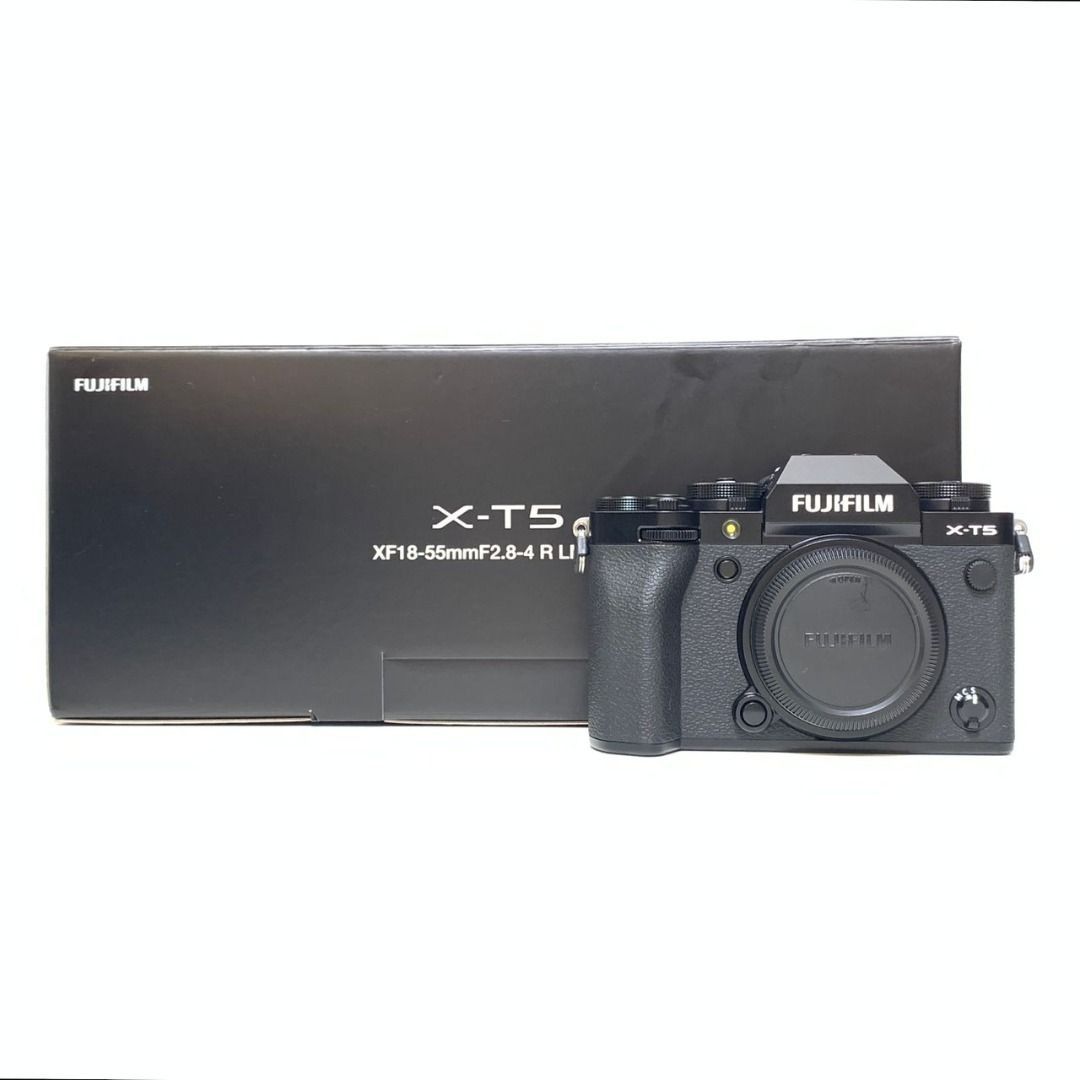 Fujifilm Xt5 Mirrorless Camera Body And Silver Xf 18 To 55mm F2.8