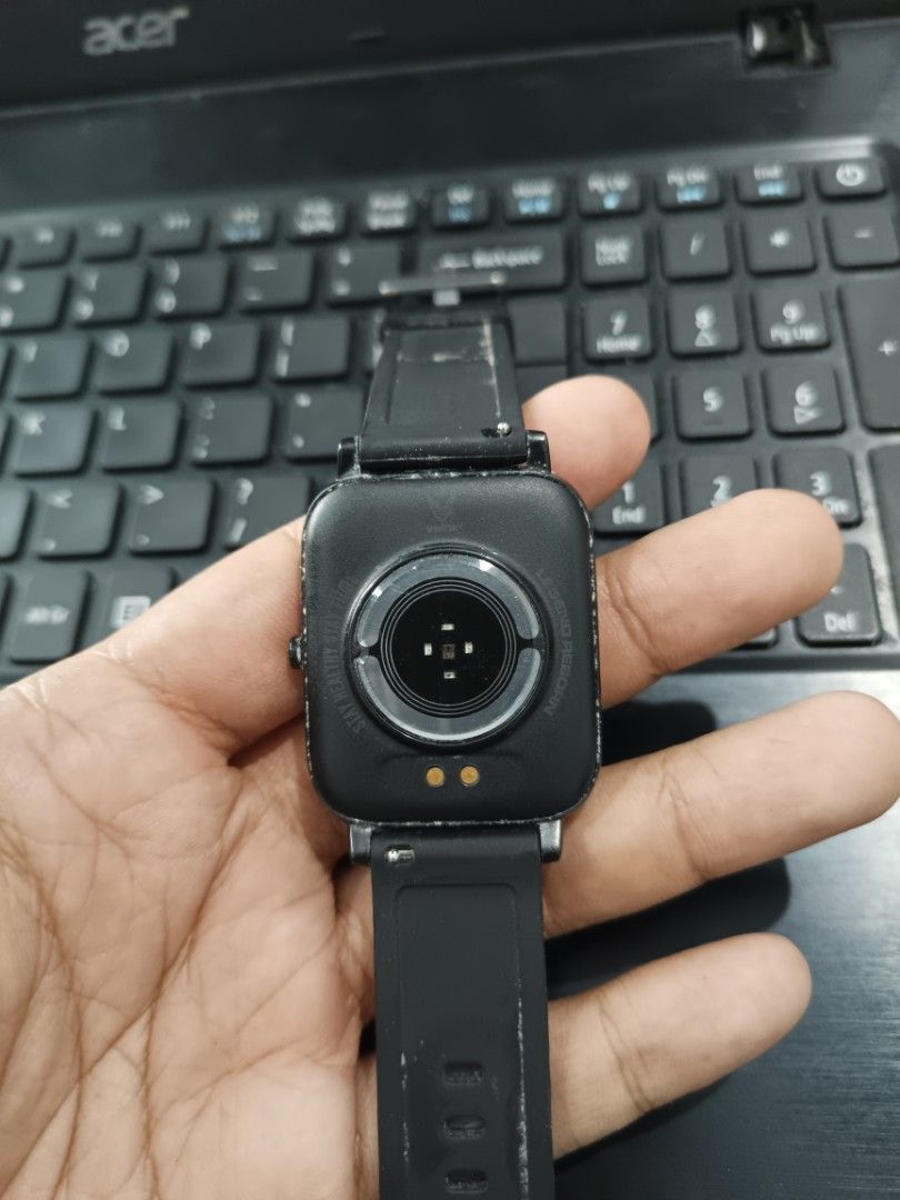 Vyatta fitme 2025 pro smartwatch
