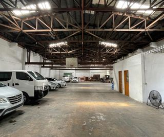 West Service Road Parañaque Office Warehouse for Sale