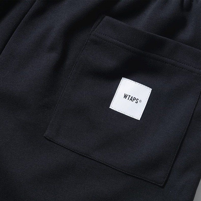 Wtaps cotton shorts size 03 L 棉質短褲black 黑色short pants, 男裝