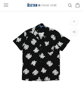 (Category: ) located in . Submitted by swagthrift (Listing ID 1248209533, Image 1). Description: .