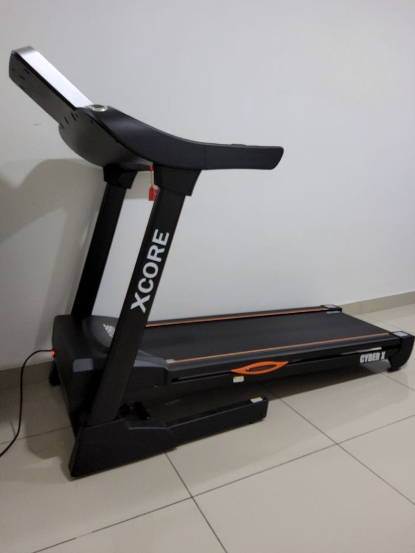 XCORE Fitness Treadmill + FREE 2X Dumbbells, Sports Equipment, Exercise