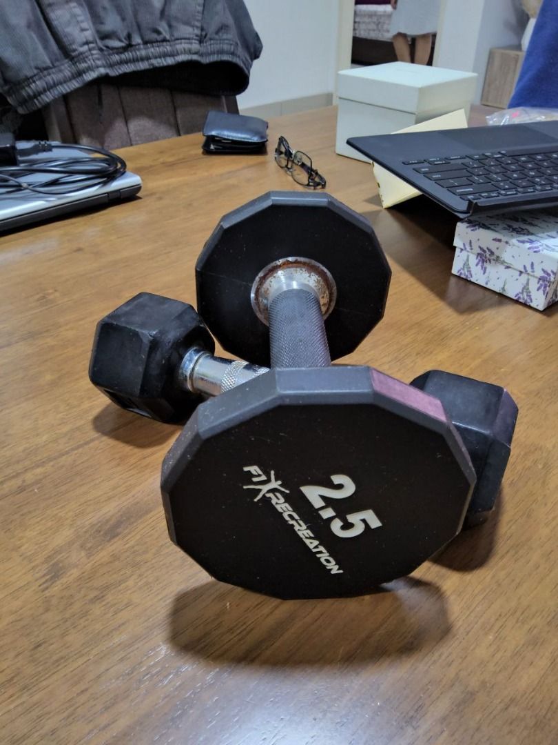 XCORE Fitness Treadmill + FREE 2X Dumbbells, Sports Equipment, Exercise