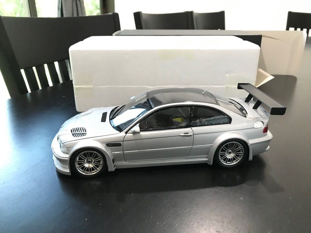 人気販売オートアート 1/18 BMW M3 GTR E46 - ミニカー