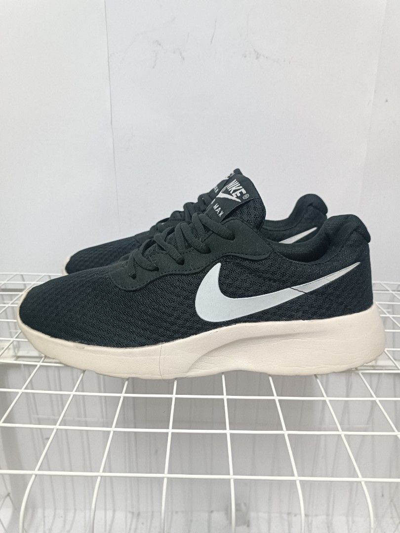 Nike women's clearance 7.5 in cm