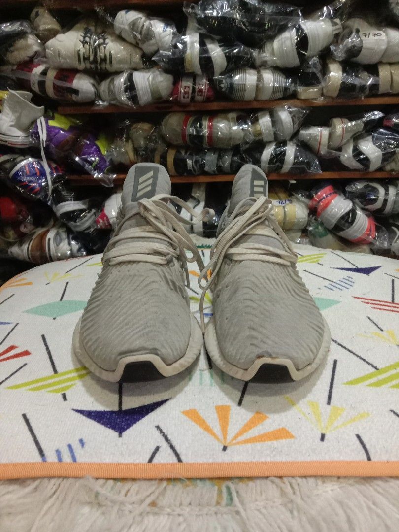 Kasut store adidas alphabounce