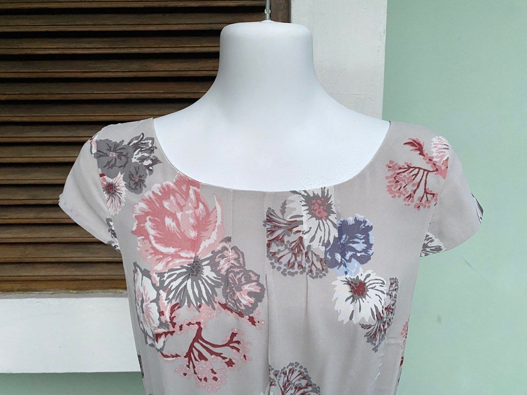 H M NEW Tanpa Tags grey black abu abu hitam floral dress