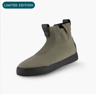 💯 Vessi Waterproof Vegan Weekend Chelsea Ankle Rain Boots Sneaker Shoes in Forest Green on Black, EU 42.5
