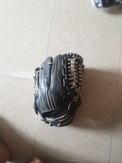 Asics Goldstage Right Hand Throw Pitcher's Baseball Glove 12