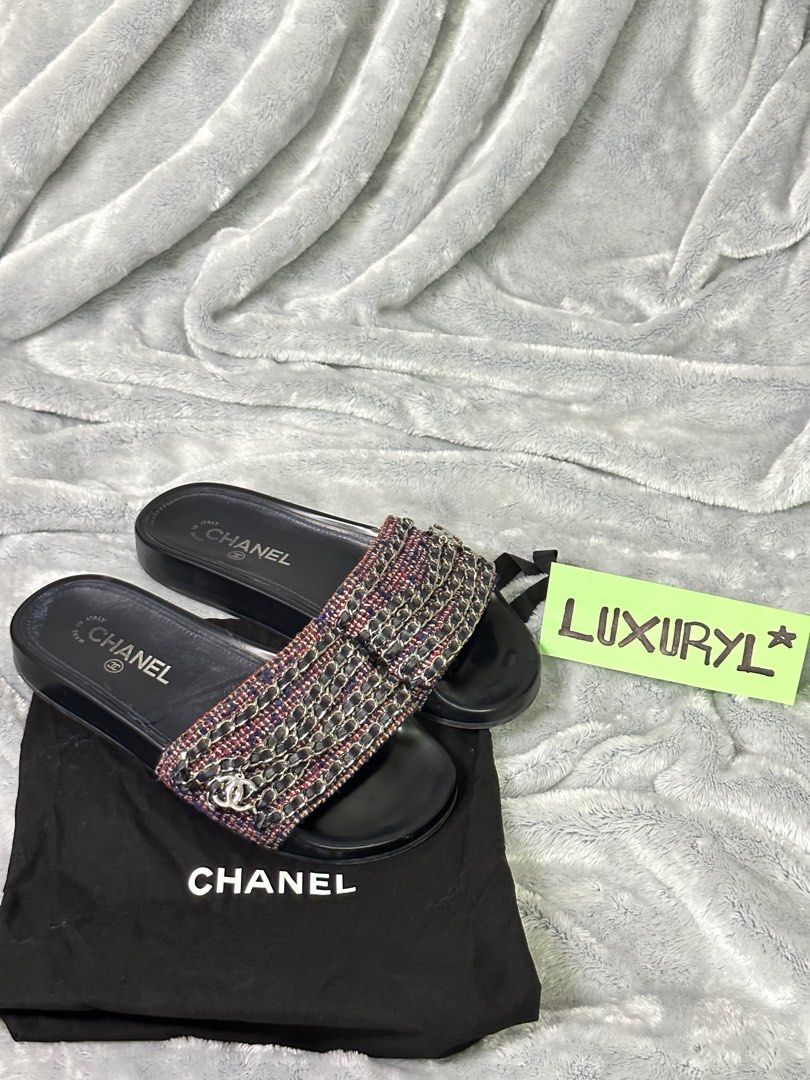 Authentic CHANEL CC Black/Red Tweed Tropiconic Chain Detail Slides Sandals,  Luxury, Sneakers & Footwear on Carousell