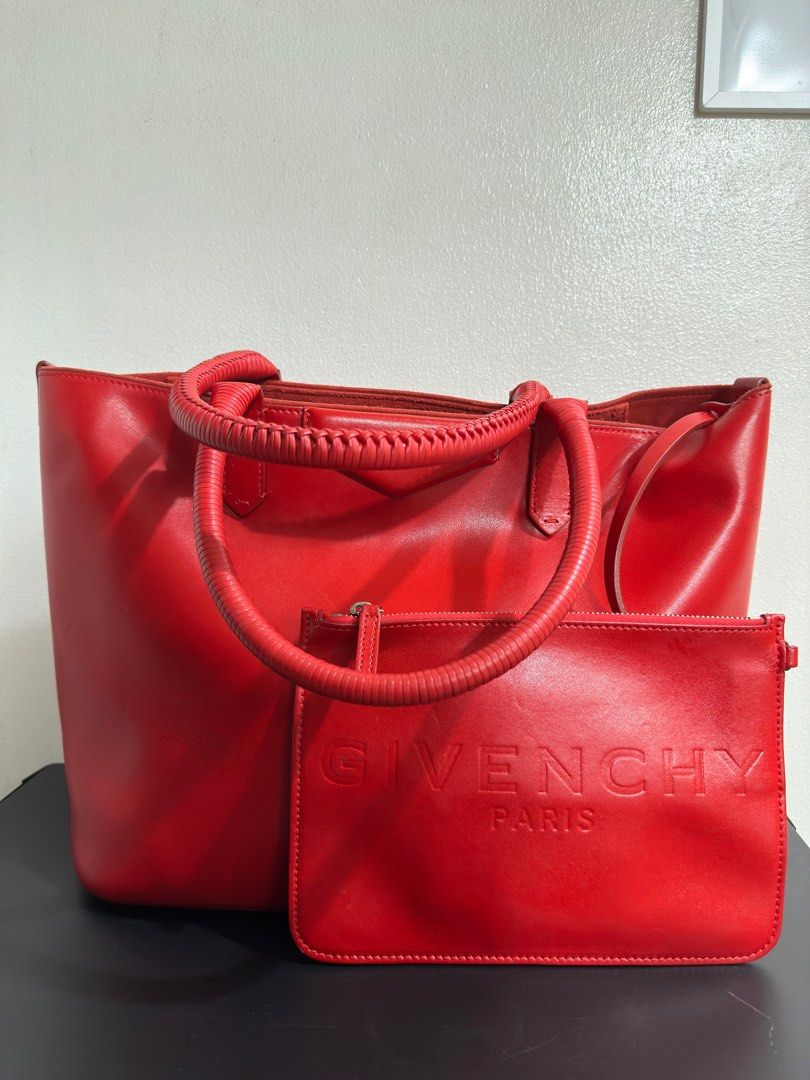 Authentic givenchy shopper tote bag (Category: Luxury Bags & Wallets) located in Malabon City. Submitted by vintagemom (Listing ID 1248362499, Image 1). Description: Selling low Personal rank 7/10 Needs minor restoration .