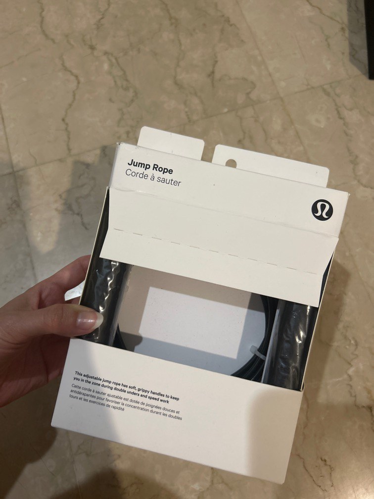 Authentic Lululemon jump rope, Sports Equipment, Exercise & Fitness