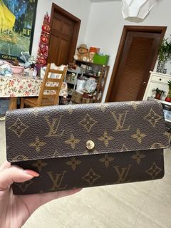 Louis Vuitton, Bags, Louis Vuitton Monogram Canvas Fuchsia Insolite Adele  Wallet Like New Condition