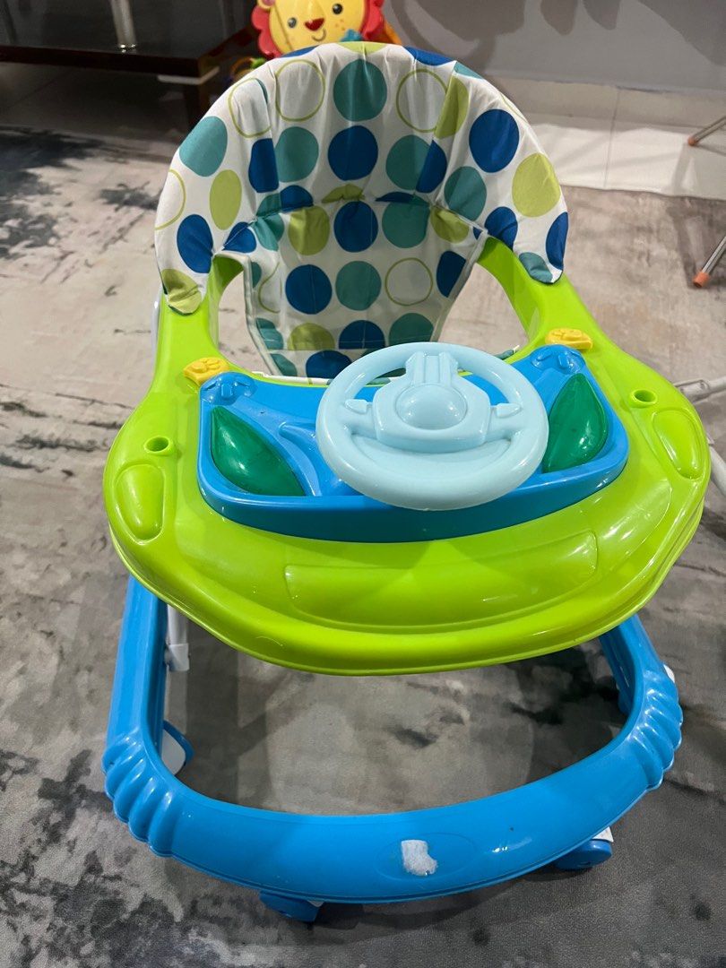 Harga baby cheap walker di giant